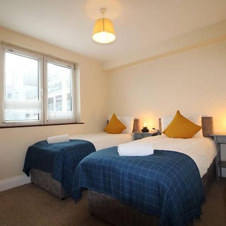 Large 3 Bed, Galway City Centre Apartment Exterior photo