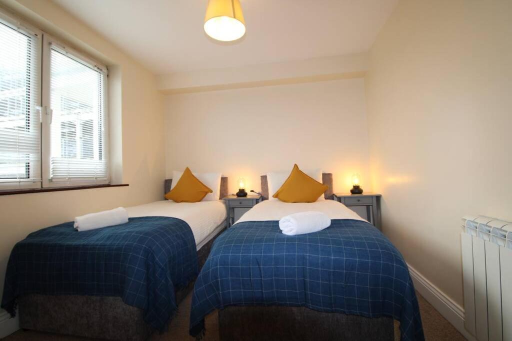 Large 3 Bed, Galway City Centre Apartment Exterior photo