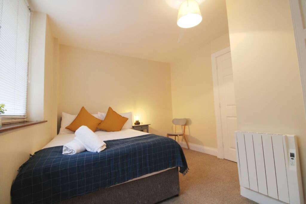 Large 3 Bed, Galway City Centre Apartment Exterior photo